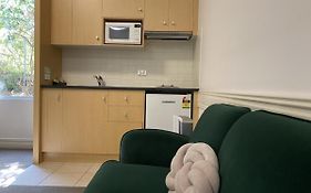 Beaumont Kew Apartments